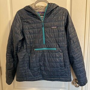 Patagonia Women’s Navy Puffer Jacket